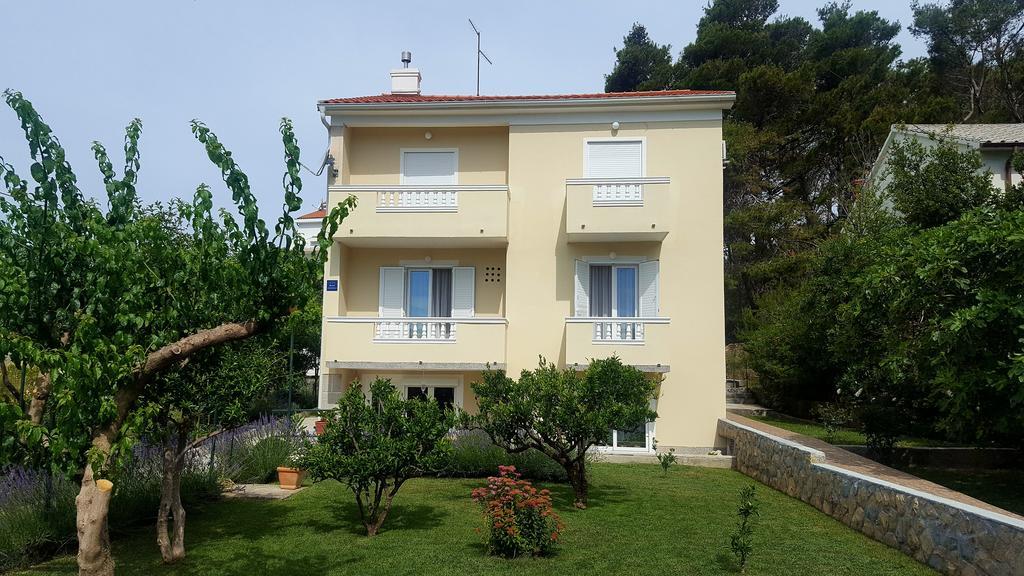 Apartment Branka Banjol Exteriér fotografie